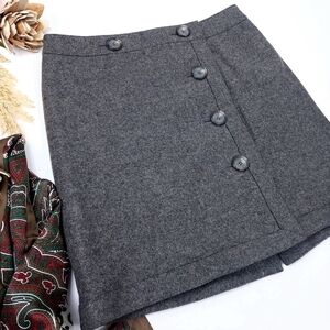 Loft Grey Wool Button Front Skirt Sz 2 Petite